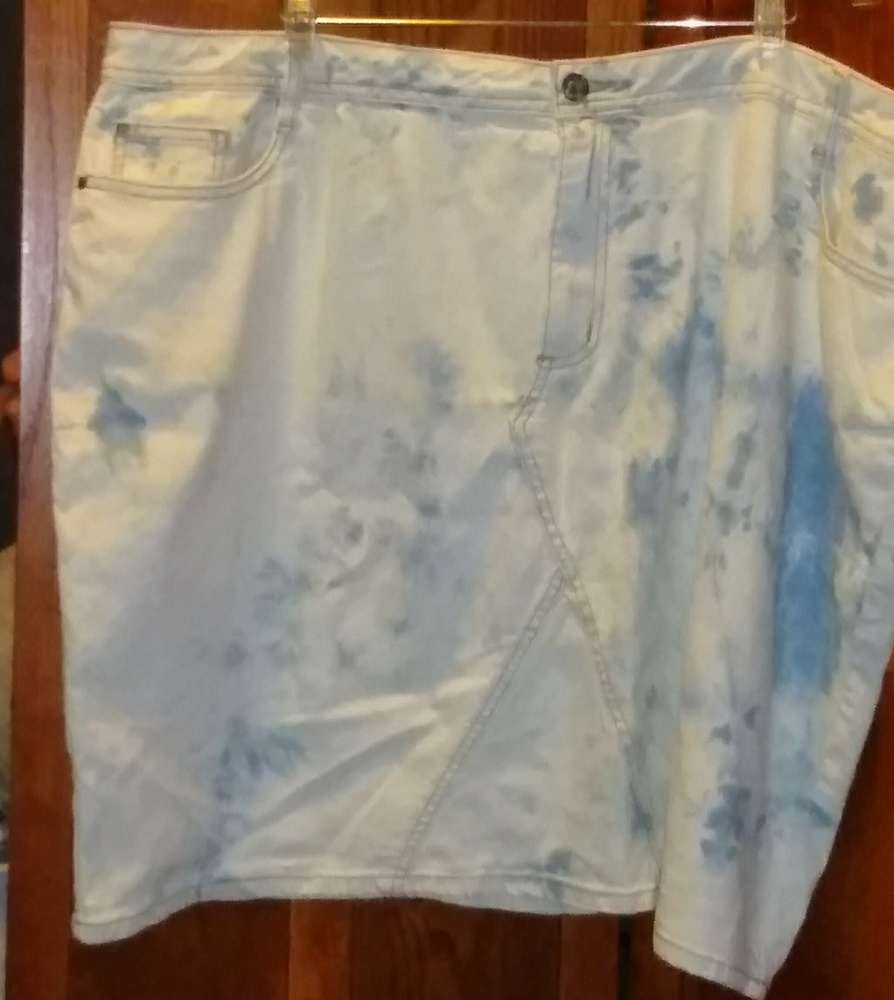 Stone or acid washed mini skirt 28W "2/$12 sale"